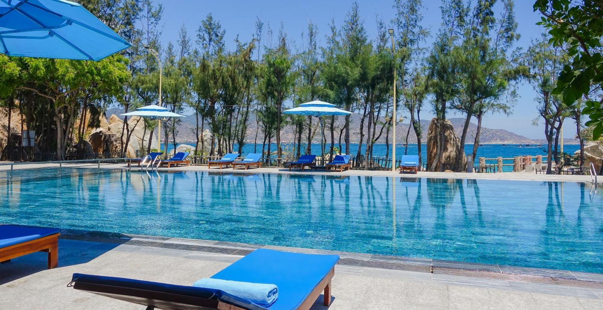 Hòn Cò Resort - Cà Ná Thon Lac Nghiep Esterno foto